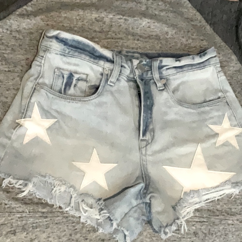 Blank NYC Light Blue Denim Star Appliqué Cutoff Shorts